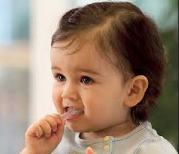 凑单品:Baby Buddy Baby's 1st Toothbrush 婴儿牙刷