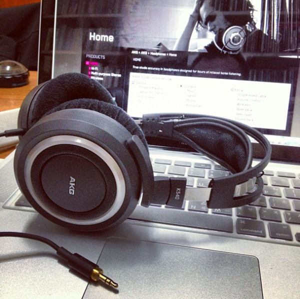 AKG 爱科技 K540 半开放 头戴式耳机