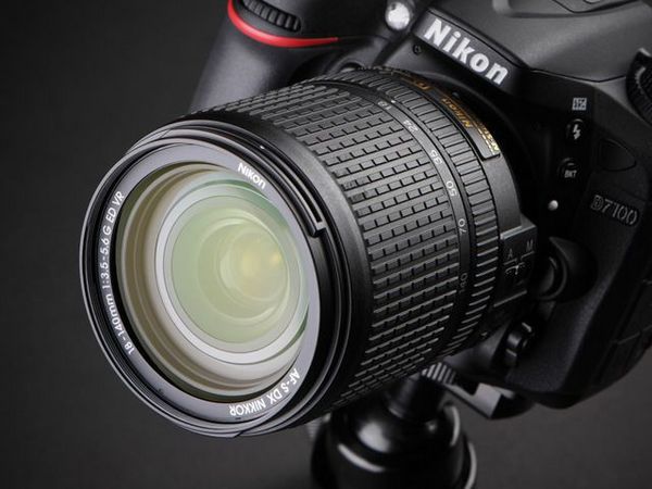Nikon 尼康 D7100 单反套机（18-140VR）