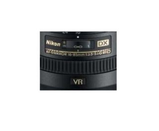 Nikon 尼康 AF-S DX 16-85mm F3.5-5.6G ED VR 变焦镜头