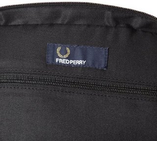 FRED PERRY Coated Flight 男款单肩背包