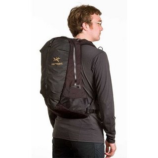 ARC‘TERYX 始祖鸟 Arro 22L 户外背包（产品提报人重复）