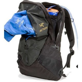 ARC‘TERYX 始祖鸟 Arro 22L 户外背包（产品提报人重复）