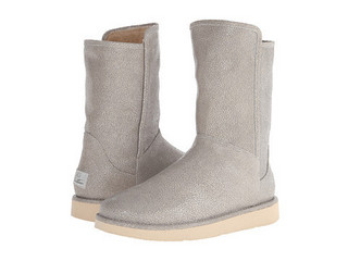 UGG Collection Abree Short Stingray 女士短筒雪地靴