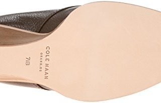 歌涵 COLE HAAN Balthasar Chukka 女款踝靴