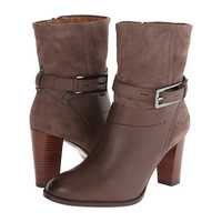 Clarks Kacia Garnet 女款高跟短靴