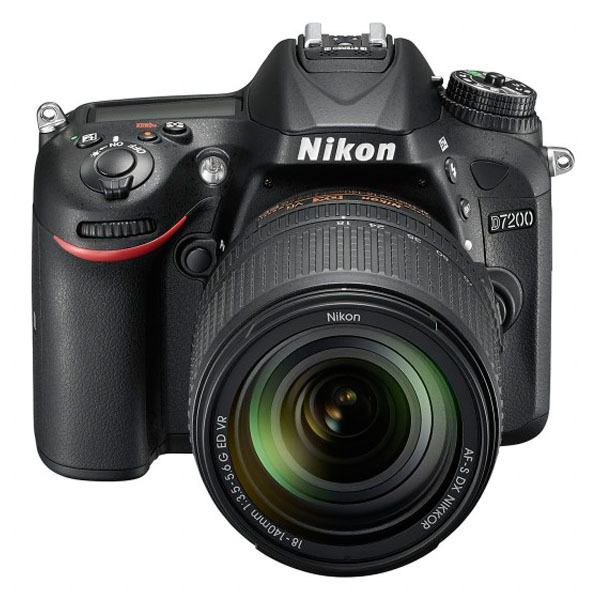 新低价:nikon 尼康 d7200 18-140 vr单反套机8299元包邮