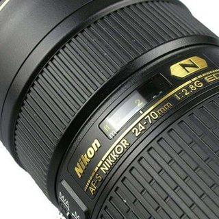 Nikon 尼康 AF-S 24-70mm F2.8G ED 标准变焦镜头 尼康F卡口 77mm