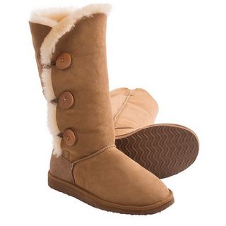 Clarks 3-Button Tall Shearling 女款雪地靴