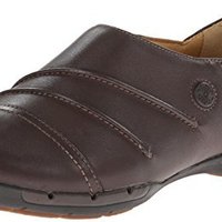 Clarks Un Hila Slip-On Loafer 女士平底鞋