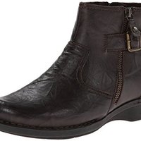 Clarks Whistle 女款真皮短靴