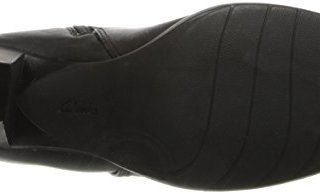 Clarks Halia Perch 女士短靴