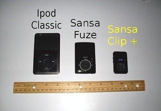 Sandisk 闪迪 Sansa Clip+ 4GB MP3播放器 