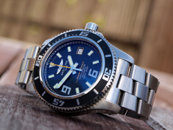 BREITLING 百年灵 Superocean 超级海洋系列 A1739102/BA78 男款深潜机械腕表（2000米防水，减压阀） 