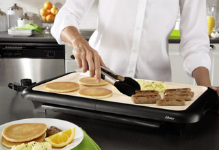 Oster CKSTGRFM18W-ECO Griddle 陶瓷不粘烤盘+保温盘