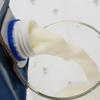  MILKANA/百吉福 全脂牛奶  1L
