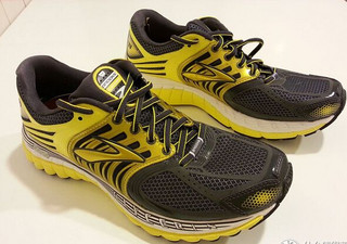 Brooks 布鲁克斯 Glycerin 11 男款缓震跑鞋