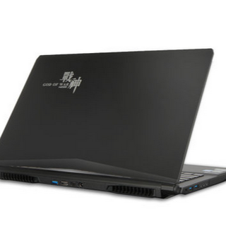  Hasee/神舟 战神系列 Z6-SL7D1 游戏笔记本  酷睿i7-6700HQ 2G独显 黑色 8GB 1TB 1TB