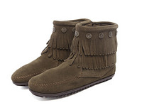 大码福利：MINNETONKA 迷你唐卡  Double Fringe Side Zip 女士双层流苏低筒靴 军绿色