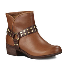 UGG australia 女款真皮短靴