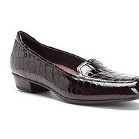 Clarks 其乐 Timeless Loafer 女款鳄鱼纹皮鞋