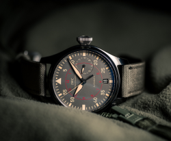 IWC 万国 Big Pilots 大飞系列 Top Gun Miramar 密拉玛空军基地纪念版 IW501902 男款机械腕表