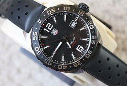 Tag Heuer 豪雅 Formula 1 WAZ1110.FT8023 男款时装腕表