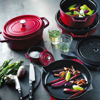 STAUB Enameled Cast Iron 珐琅铸铁锅
