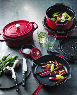 STAUB Enameled Cast Iron 珐琅铸铁锅