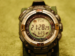 CASIO 卡西欧 PAW1500-1V 登山系列 电波太阳能表