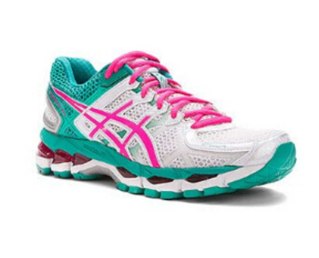 四大跑鞋三缺一：ASICS*级支撑、缓冲与其它实用跑鞋对比