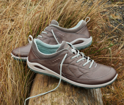 ecco 爱步 Biom Grip Lite 女款运动鞋