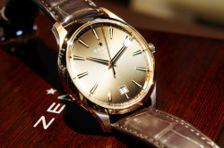ZENITH Captain 指挥官系列 Central Second 18-2020-670-22-C498 18K玫瑰金男款机械腕表