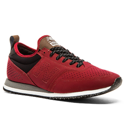New Balance CM600 复古运动鞋 红色