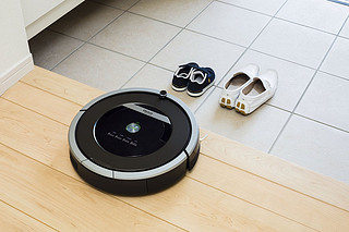 iRobot Roomba 870 扫地机器人（AeroForce胶刷，2套滤网+虚拟墙）