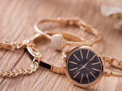 ANNE KLEIN AK/1470 女款时装腕表手镯套装