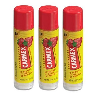 Carmex 草莓味润唇膏（转管装）