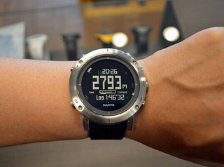 Suunto 颂拓 CORE 核心 Brushed Steel 不锈钢版 户外运动手表