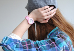 CASIO 卡西欧  LRW-200H-4B2VCF 女士时装腕表