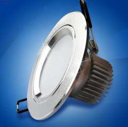  比亚迪 led 筒灯