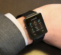 Garmin 佳明 Vivoactive 智能运动手表（含HRM-3心率带和踏频器）