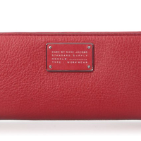 马克·雅克布MARC BY MARC JACOBS New Too Hot To Handle Tomoko 女士长款钱包