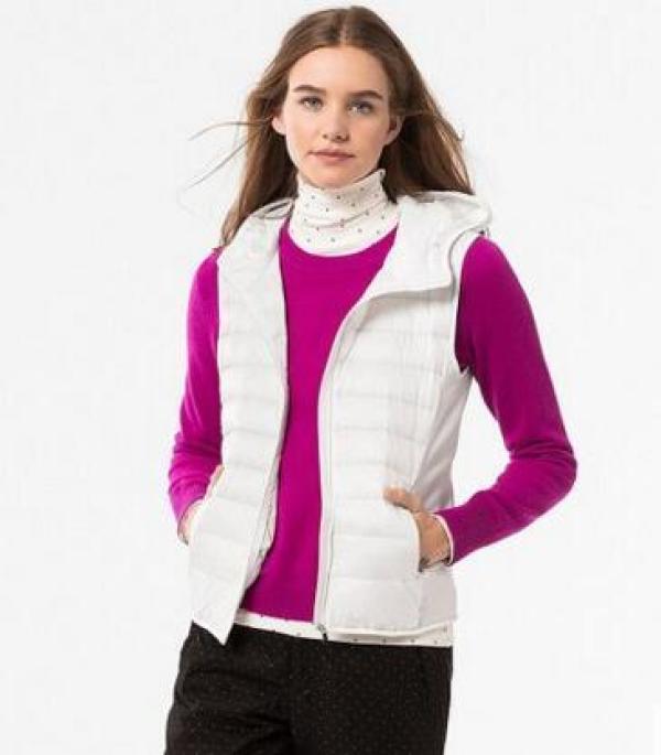 【uniqlo/优衣库女士羽绒服】uniqlo 优衣库 女款轻型羽绒背心【报价