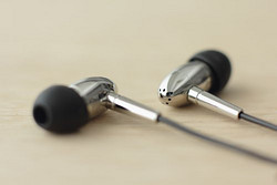 Final Audio Design FI-BA-SS3-A 入耳式耳机