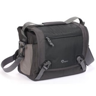 Lowepro 乐摄宝 Nova Sport 17L AW 单反摄影包