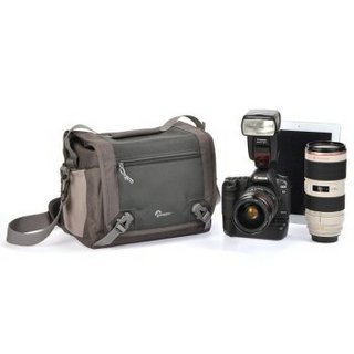 Lowepro 乐摄宝 Nova Sport 17L AW 单反摄影包