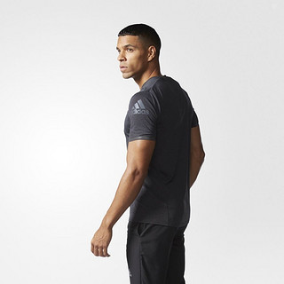 adidas 阿迪达斯 运动表现 AO1564000 男款运动短袖T恤