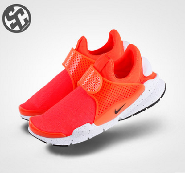 特卖预告：Nike 耐克 Sock Dart SE 休闲男鞋 三色可选