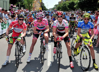 Santini Giro d‘Italia 环意赛玫瑰衫 骑行服短袖