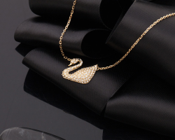 SWAROVSKI 施华洛世奇 Swan金色天鹅项链 5063921*3件